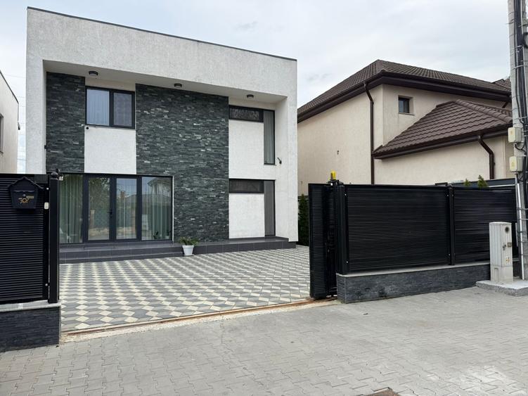 Vila cubista proiect deosebit, in Galati, zona Arcasilor, sup.teren 300mp - 1