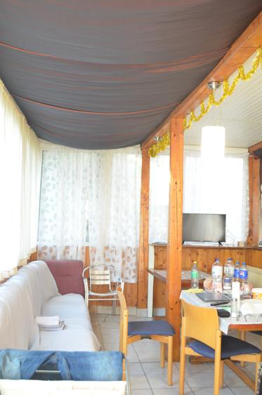 Inchiriere apartament cu trei camere in vila - 6