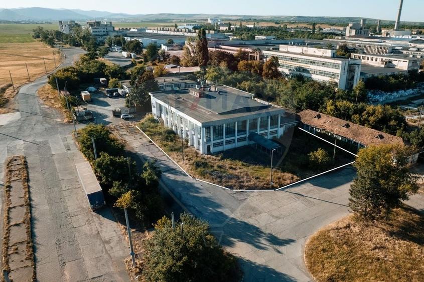 Spațiu industrial de 1,970 - 1