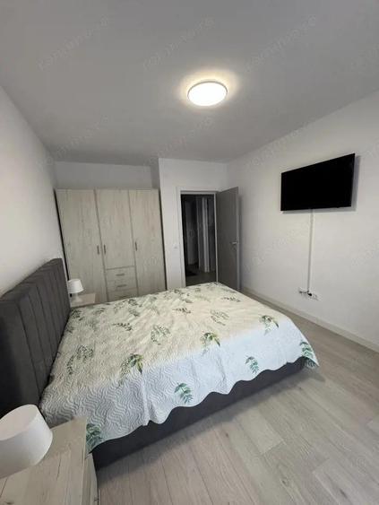 Apartament 2 camere, cf 1 dec, etaj 7/9, Bulevardul Bucuresti - 11