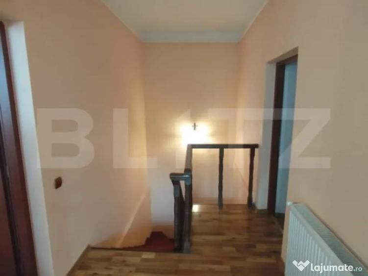 Casa de vanzare, cu 4 camere, 147 mp, zona Pacurari - 7