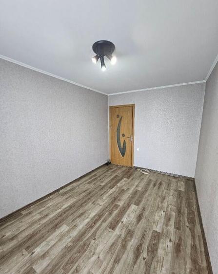 Aparatment cu 2 camere in zona Planete , strada Apollo - 3