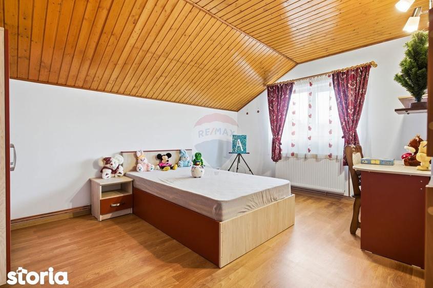 Casa / Vila cu 5 camere de vanzare - 5