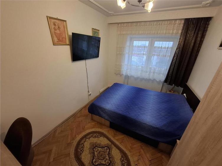 Apartament 3 camere Centru - Independentei - 3