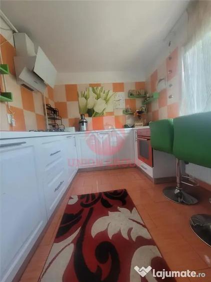Apartament cu 3 camere decomandat în Lumina