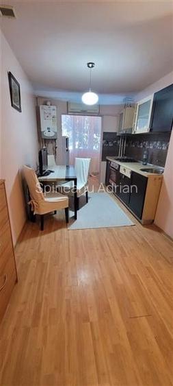 Apartament 4 camere Soarelui la parter cu balcon Apartament 4 camere Soarelui la parter cu balcon
