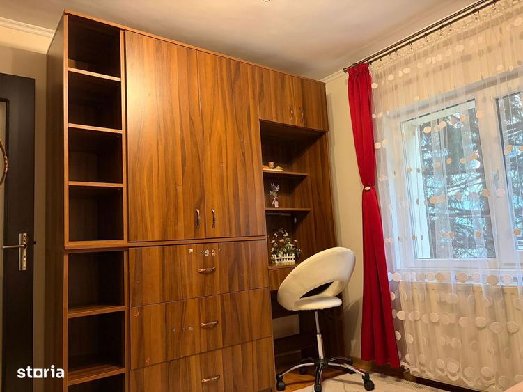 Chirie apartament 3 camere decomandate, parter Micro 16 - 9