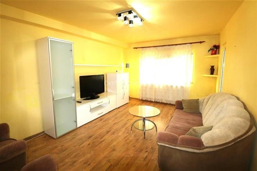 Apartament 2 camere, decomandat, centrala proprie , zona Lipovei Apartament 2 camere, decomandat, centrala proprie , zona Lipovei