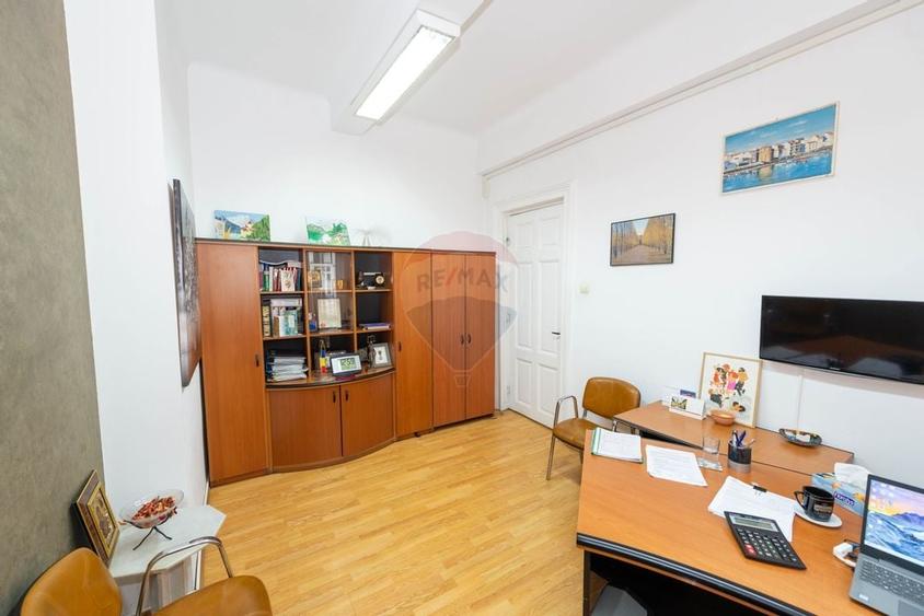 Spatiu de birouri de vanzare in zona Cismigiu - 12