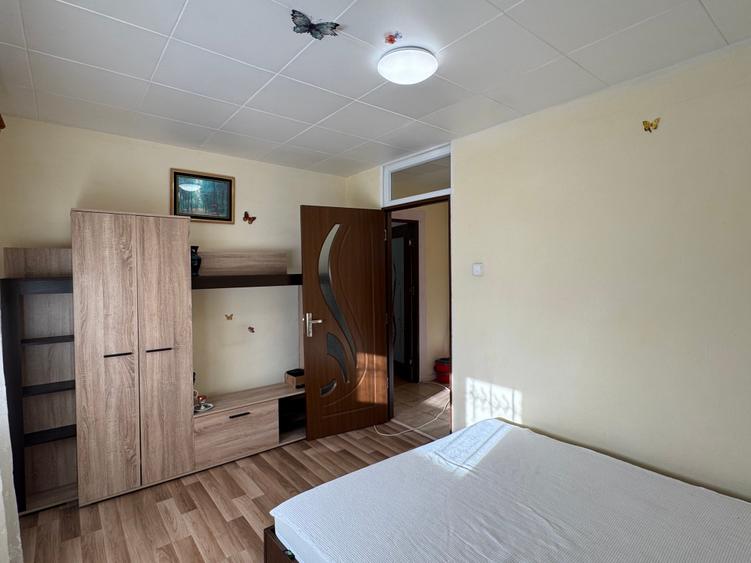 2 cam, 58 mp, etaj 3, zona Zahana - str. Toamnei - 14