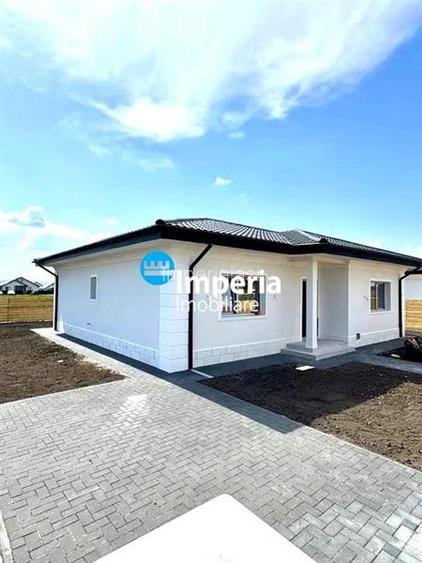 Casa P 34 cam. 2 bai, rate, pe 5 ani, 420 teren, Vorovesti Miroslava