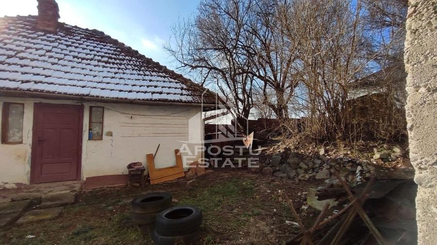 Casa de vanzare 9 incaperi,  vedere panoramica, Sebis - 17