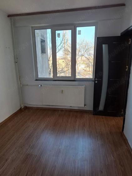 Apartament de vanzare 3 camere - proprietar - 6