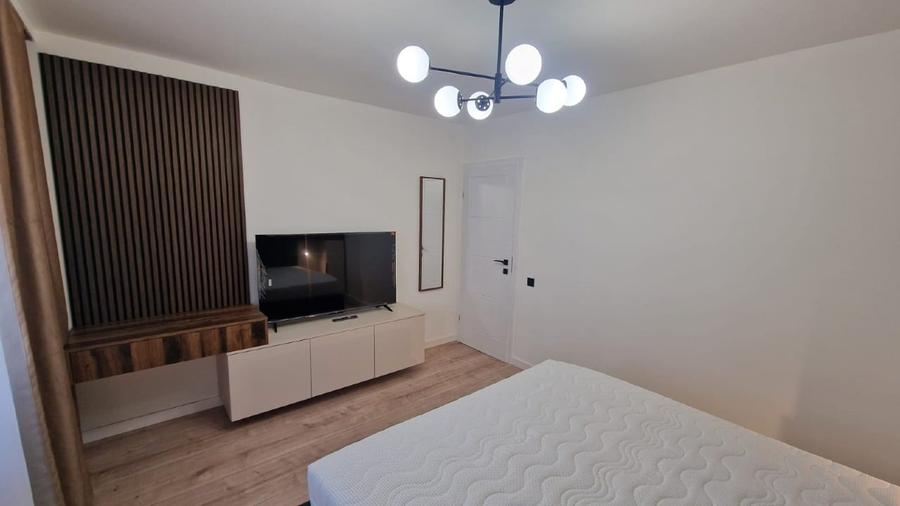 PF vănd ap. de lux 3 camere,totul nou, situat central, strada Nasaud - 13