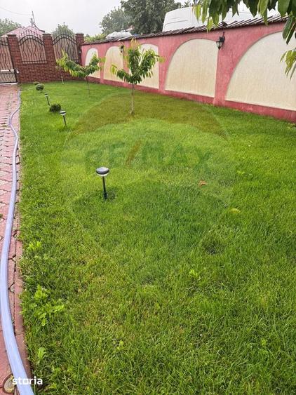 Casa / Vila cu 5 camere de vanzare - 14
