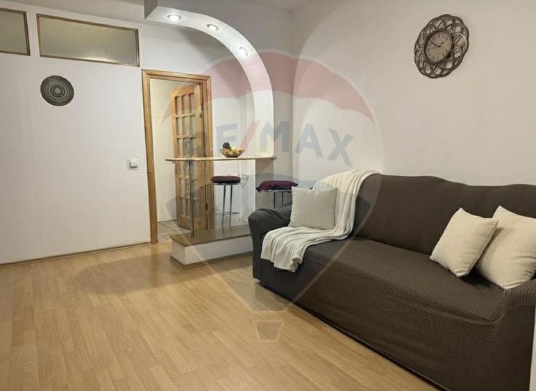 Apartament 2 camere decomandat de vânzare – Calea Moșilor - 1