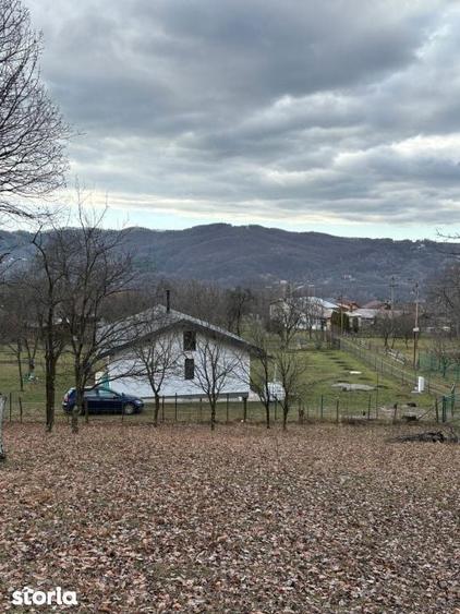 Casa de vacanta premium de vanzare in Breaza-intimitate, natura - 2