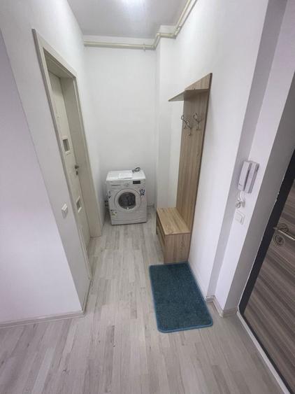 Inchiriez Garsoniera Militari Residence - 9