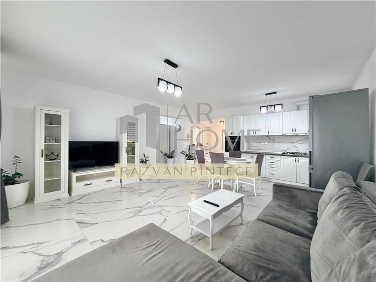 Apartament cu 3 camere decomandat, mobilat în Păulești