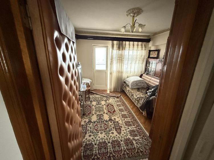 Ap 4 camere 90 mp+boxa+1 camera pe hol ultracentral b-dul Carol 1 - 24