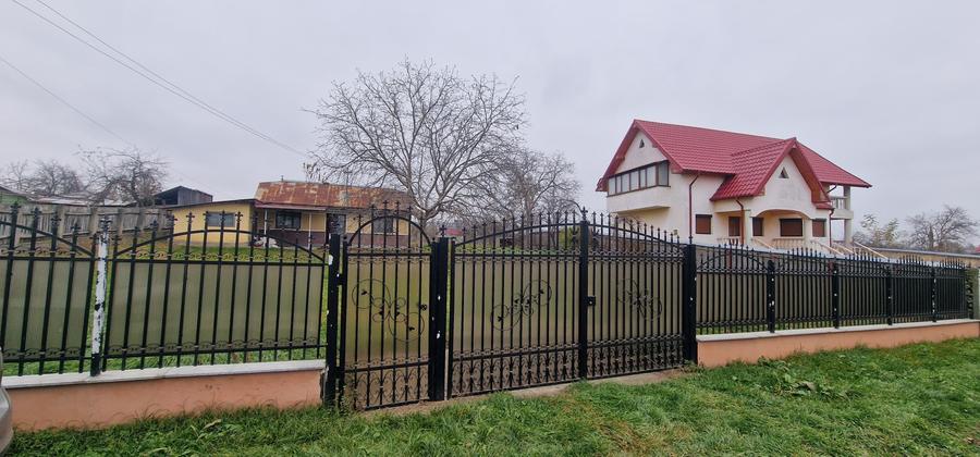 Teren 1.098 mp. cu casa batraneasca Prajesti-Bacau - 2