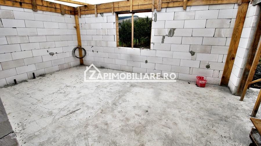 Casa 5 camere pe 1 nivel cu garaj si gard 176mp,1400mp teren - 20