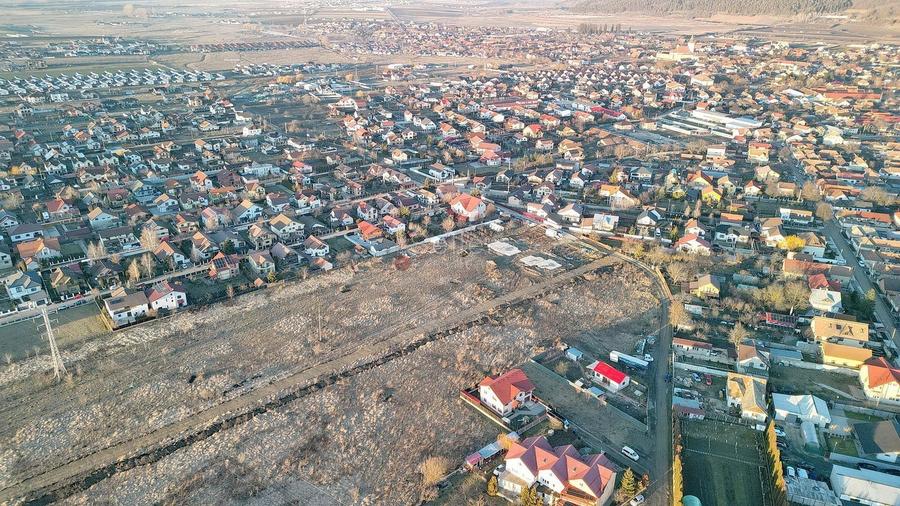 Teren intravilan cu Autorizatie de Construire - 26