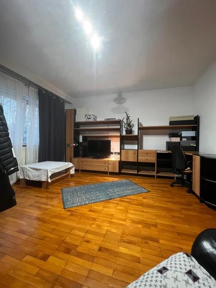 3 CAMERE - CAPITOL - 2