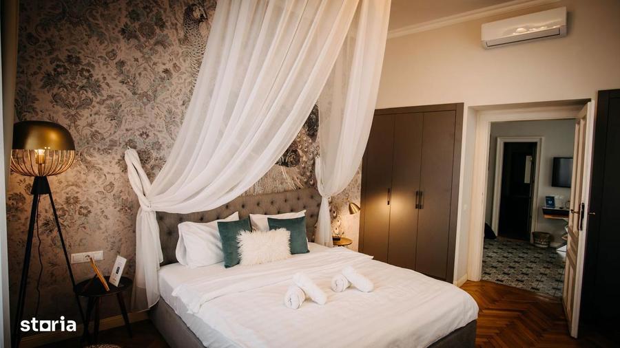 Bijuterie de apartament , Ultracentral | Terasa spre pietonala - 10