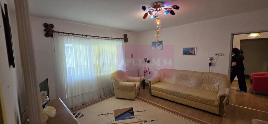 Apartamanet 2 camere de vanzare in Campina - 1