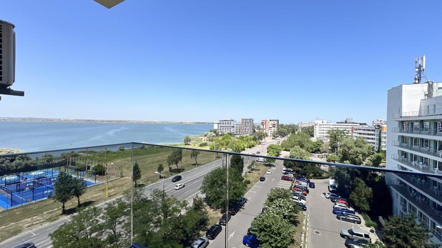 Apartament cu 3 camere si 2 locuri de parcare in Mamaia frontal la MARE - 2