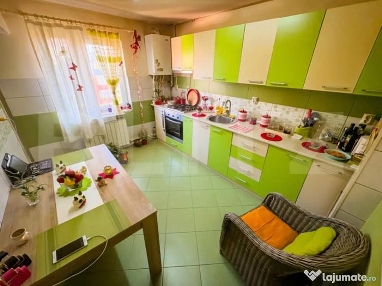 Apartament 2 camere semi-decomandat - 1