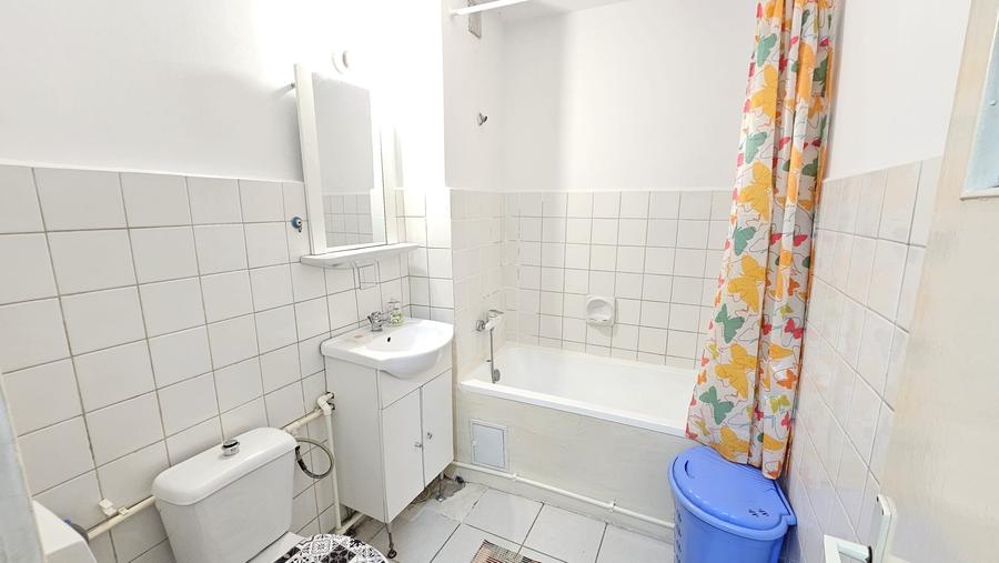 Apartament cu 2 camere, zona Tiglina 3, Liber - 12