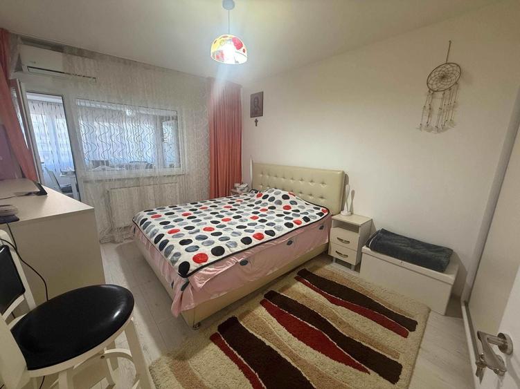 De vânzare apartament 3 camere Zona Centrala et 1 la cheie - 5