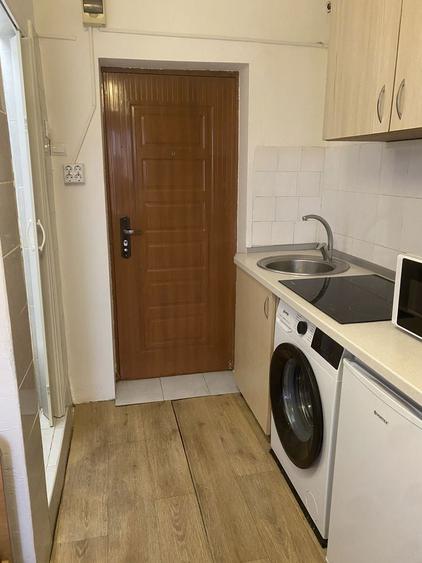 Garsoniera de vanzare 11 mp Iris - 1