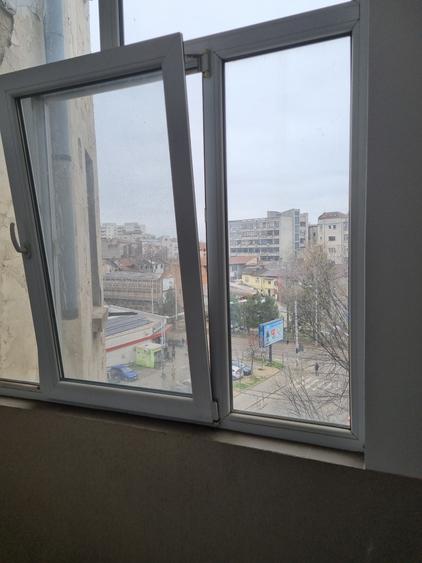 Oportunitate de Investiție: Apartament  cu potențial de impărțire în 2 unitati - 23