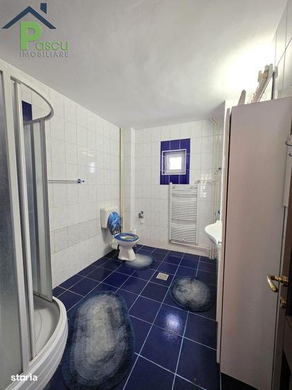 Casă cu 5 camere cu Canalizare în Giurgiului
