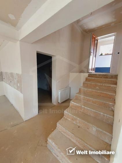 Duplex cu 4 camere cu Canalizare în Stolna