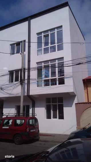 Apartament cu 2 camere, mobilat în Grivița