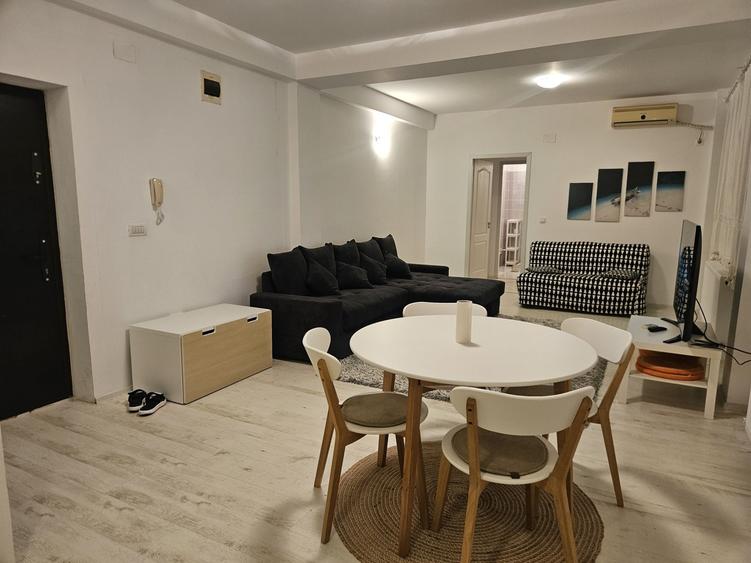 Apartament cu 2 camere semidecomandat în Central
