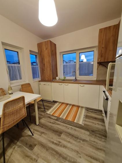 Casă cu 3 camere cu Teren 550 Mp în Câmpenești