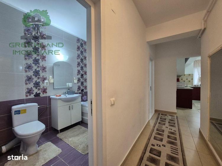 Apartament cu 2 camere decomandat în Podu Roș