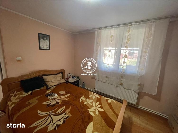 Casă cu 4 camere cu Teren 6200 Mp în Popricani