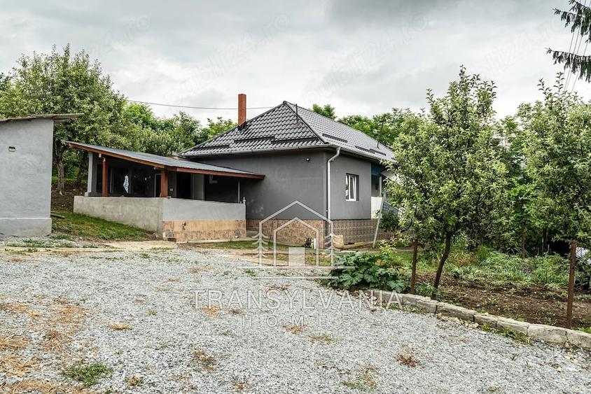 Casă cu Teren 1425 Mp în Năsal