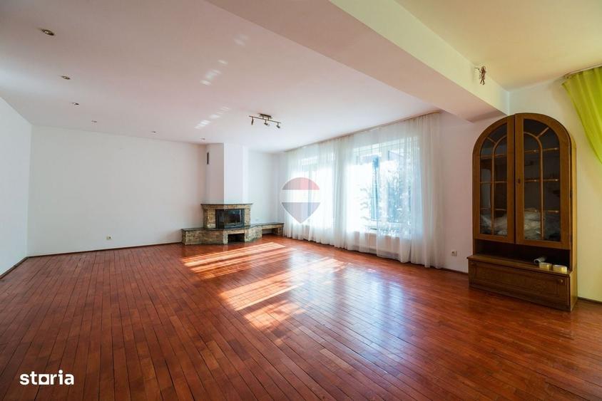 Casă cu 4 camere cu Teren 700 Mp în Bunloc