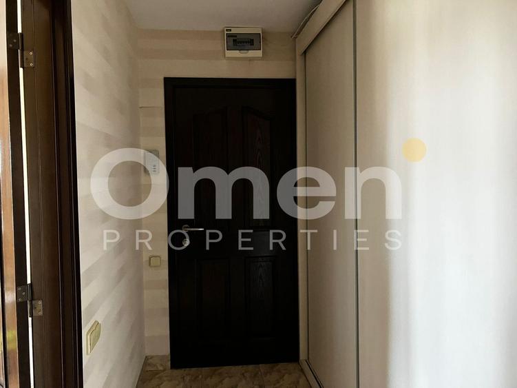 Apartament cu 3 camere decomandat, mobilat în Săsar