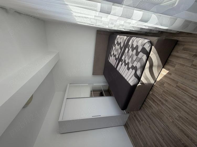 Apartament cu 2 camere decomandat în 1 Decembrie