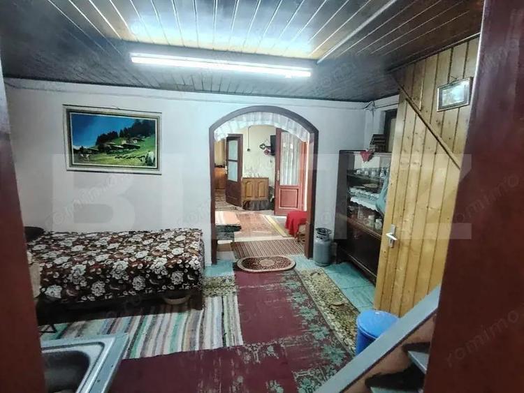 Casă cu 5 camere cu Teren 175 Mp în Lunca