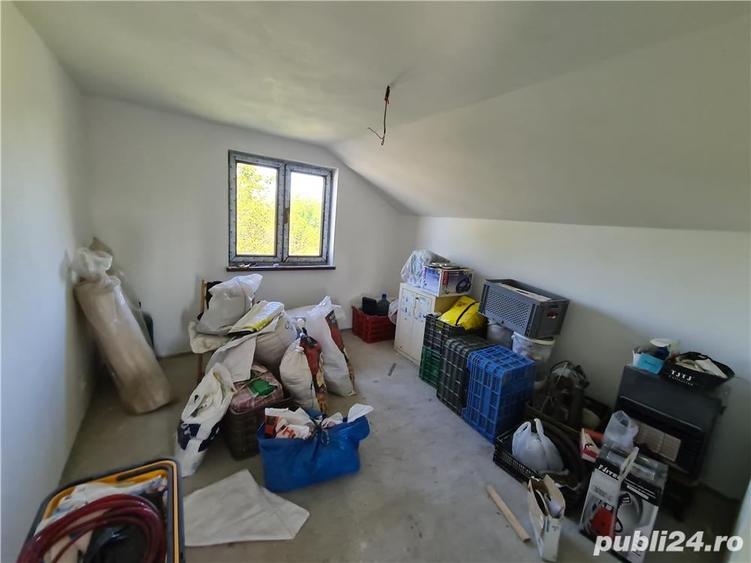 Casă cu Teren 600 Mp în Letea