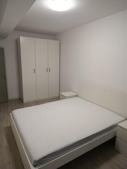 Apartament cu 2 camere decomandat în Exterior Vest